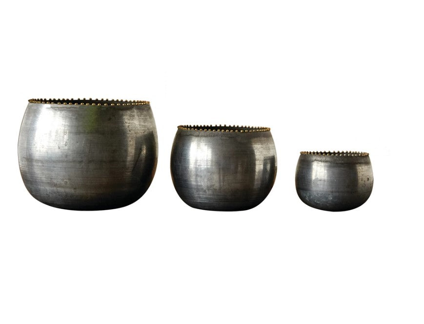 metal planters