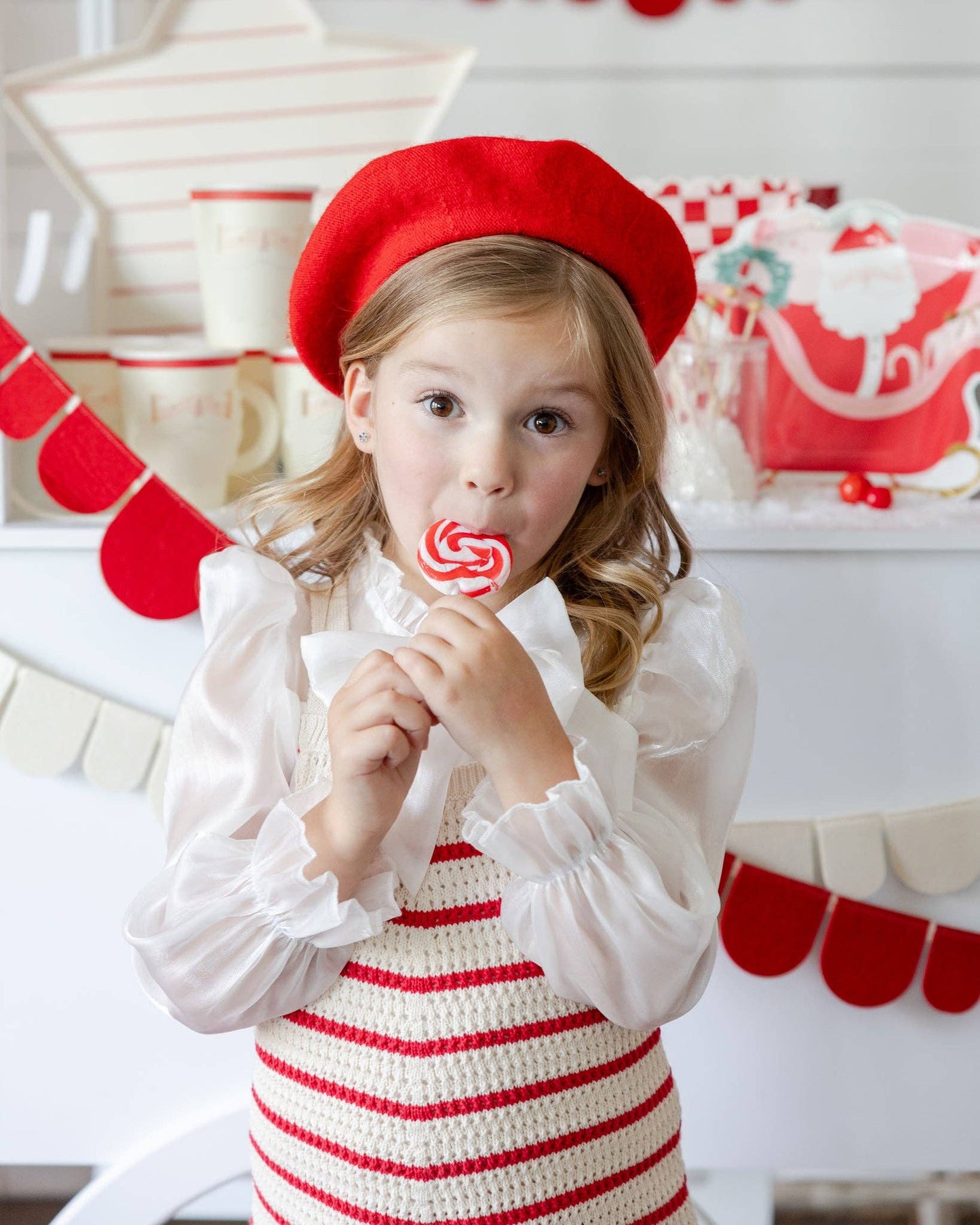 Set of 2, Red and Cream Scalloped Banner