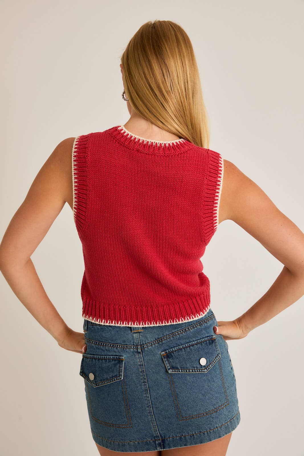 Sleeveless Sweater Top