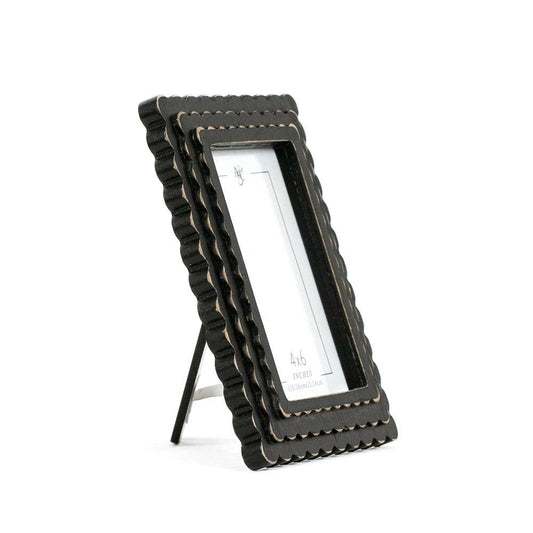 Black Scalloped Frame