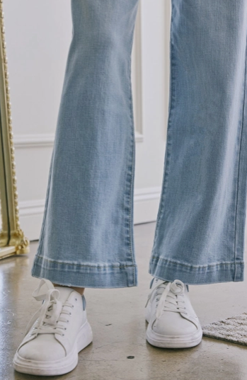 High Rise Wide Leg Trouser Jean