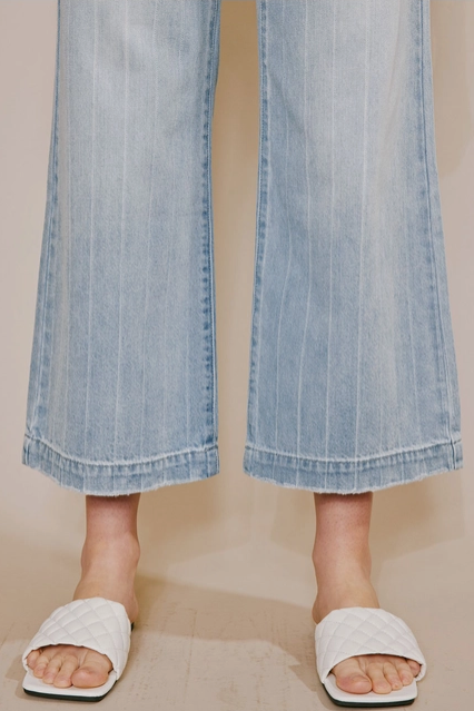 90s Wide Leg Jeans