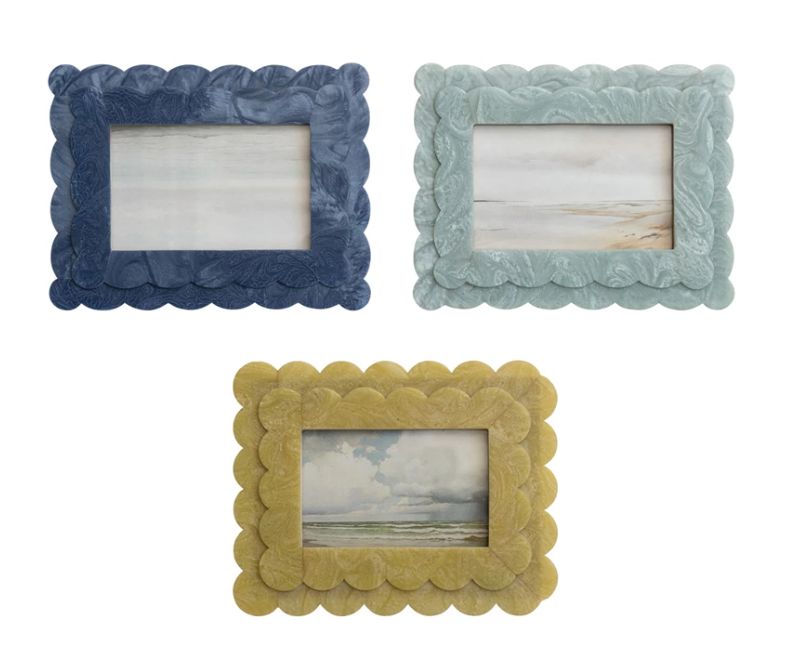 2-Layer Scalloped Photo Frame