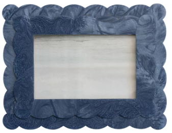 2-Layer Scalloped Photo Frame